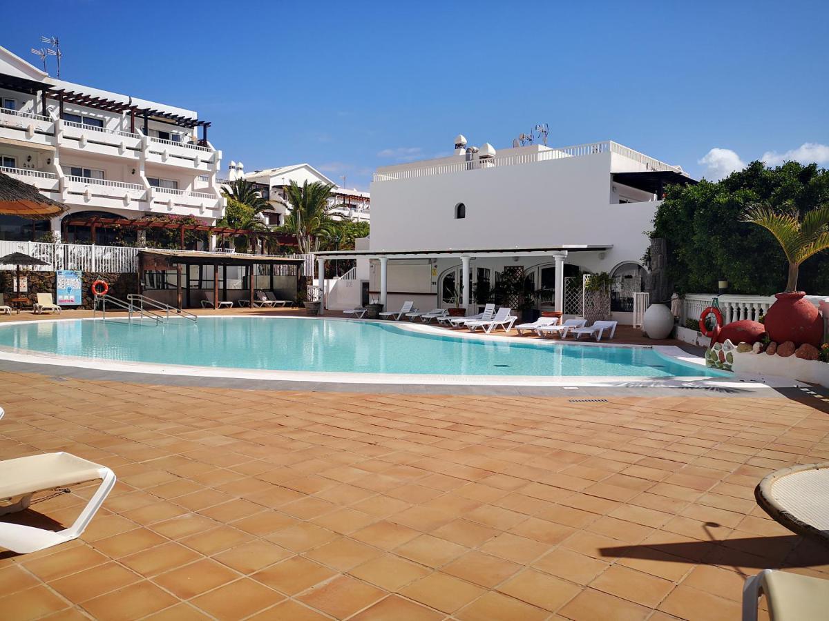 Comfortable Cleo Apartment With Large Terrace Коста Тегисе Екстериор снимка