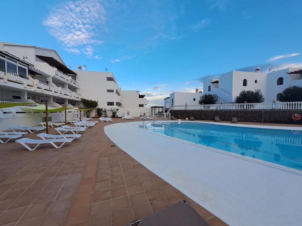 Comfortable Cleo Apartment With Large Terrace Коста Тегисе Екстериор снимка