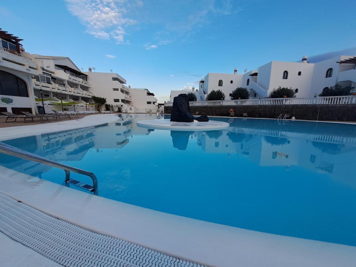 Comfortable Cleo Apartment With Large Terrace Коста Тегисе Екстериор снимка
